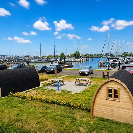 Tiny House Aan Het Water - Jachthaven Waterkant Campsite Dinteloord